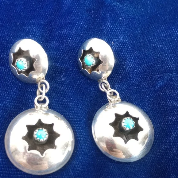 Vintage Navajo Shadowbox Sterling Silver and Turquoise Dangle Earrings - Picture 3 of 12